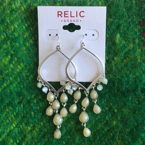 Relic White Set Stone Earrings